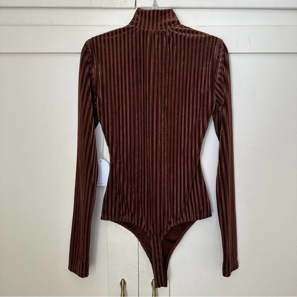 NWT Song Of Style Vivian Velvet Brown Bodysuit XS - Picture 8 of 9